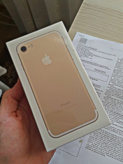 Vand Iphone 7 32GB Nou Sigilat Factura Garantie 2 ani Okazie foto