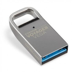 FLASH DRIVE USB CORSAIR 32GB VOYAGER VEGA CMFVV3-32GB foto