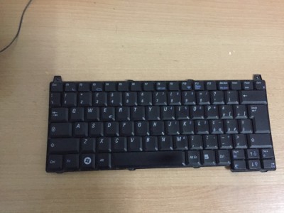 Tastatura Dell Vostro 1510 A97 foto