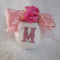 Ornament retro brad de Craciun glob cu roz si initiala glob alb personalizat NOU