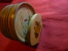 Set 6 farfuriute pt.alune, din lemn pictat cu Caricaturi , +Suport, D=8,3cm