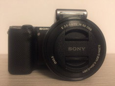 Sony NEX-5RL, 16.1MP, Wi-Fi, Black + Obiectiv 16-50mm foto