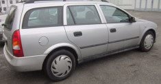 Opel Astra foto