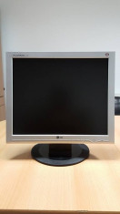 Vand monitor 17&amp;quot; LCD LG Flatron L1717S-SN Defect foto