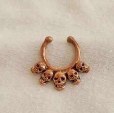 PIERCING FALS PENTRU NAS FAKE SEPTUM CRANIU NU NECESITA GAURA #16 ROSE GOLD foto