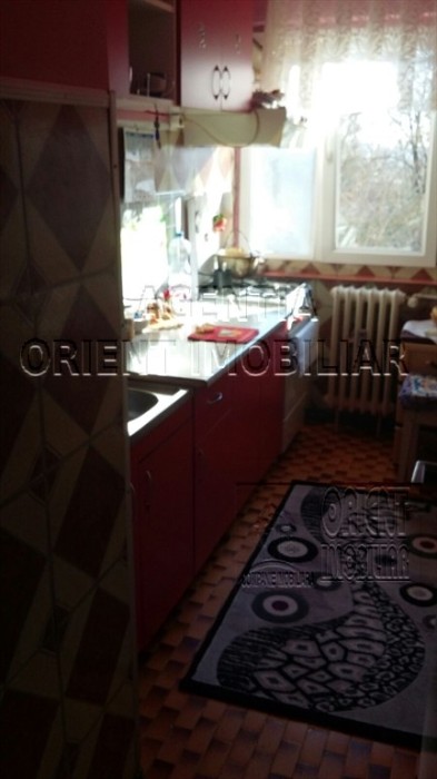 COD VA 1718, Inel 2, Salvare, apartament 4 camere, constanta, vanzari foto mare COD VA 1718, Inel 2, Salvare, apartament 4 camere, constanta, vanzari foto mare
