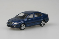 Macheta auto Abrex Skoda Octavia 2004 - Deep Sea Blue Metallic 1:43 foto