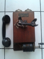 TELEFON DE PERETE CU MAGNETOU CUTIE DIN LEMN 1921 COLECTIE foto