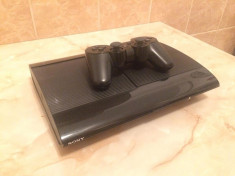 PlayStation 3 500 GB + 16 Jocuri originale foto