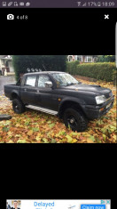 Mitsubishi l200 foto