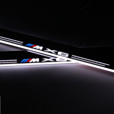 Praguri iluminate LED - BMW ///M X6 foto