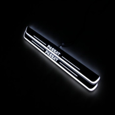 Praguri iluminate LED - VW Passat foto