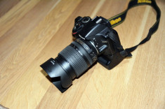 Nikon D3200 obiectiv 18 105, grip si 2 acumulatori foto