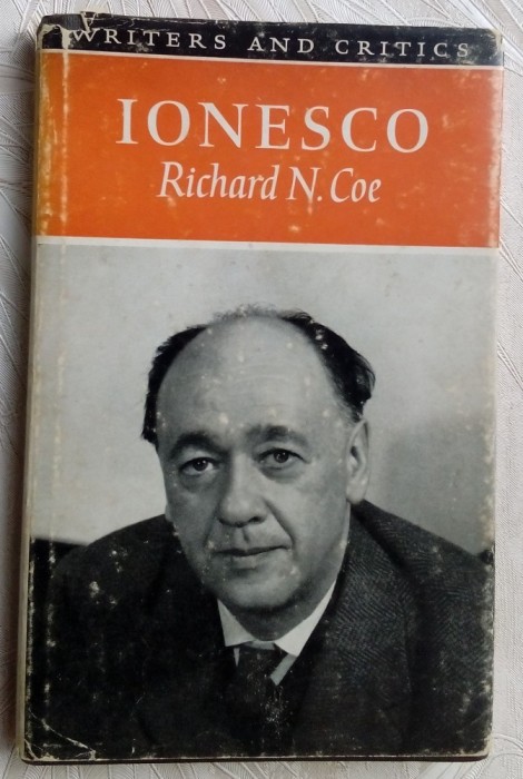 [EUGEN IONESCU] (EUGENE) IONESCO by RICHARD N. COE (Barnes &amp; Noble, 1965) [volum cartonat cu supracoperta / semnatura MIRA IOSIF]