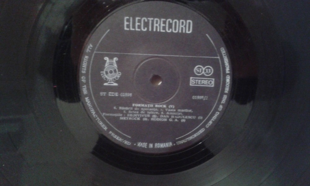 DISC VINIL ELECTRECORD FORMATII ROCK 5 METROK RODION | arhiva Okazii.ro