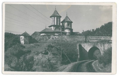 3683 - CORNET, Valcea, Monastery - old postcard, real PHOTO - unused foto