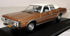 WHITEBOX Dodge Coronet ( hardtop alb ) 1973 1:43 foto