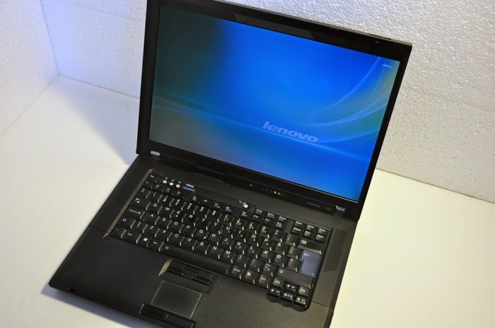 Laptop Lenovo Thinkpad R61 T8300 2.4 Ghz, DDR 2 GB, HDD 60 GB, 15.4" foto mare Laptop Lenovo Thinkpad R61 T8300 2.4 Ghz, DDR 2 GB, HDD 60 GB, 15.4" foto mare