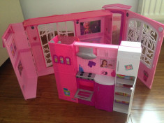 Casa Barbie - Barbie Pink World House foto