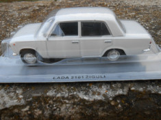 Macheta Lada 2101 Ziguli - MASINI DE LEGENDA Polonia scara 1:43 foto