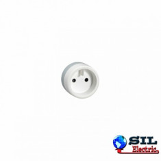 Adaptor priza EU -&amp;amp;gt; US 050386 Legrand foto