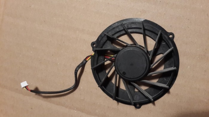 ventilator Medion Akoya E7212 98160 Forcecon DFS601505MB0T F989