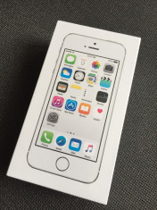 iPhone 5S Silver White 16GB Neverlocked SIGILAT GARANTIE APPLE 12 LUNI. foto