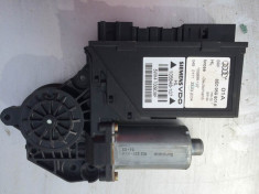 Motoras macara stanga spate Audi A4 B6 B7 8E0959801A foto