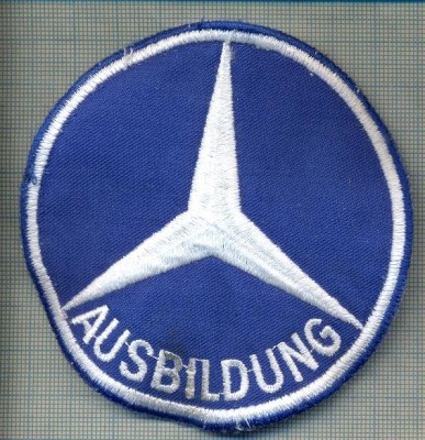 253 -EMBLEMA AUTOMOBILISTICA -AUSBILDUNG -MERCEDES -GERMANIA-starea care se vede foto