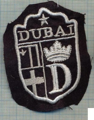 236 -EMBLEMA SPORTIVA ,,DUBAI&amp;quot; - POLO PE IARBA -starea care se vede foto