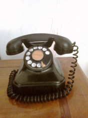 Telefon vechi cu furca foto