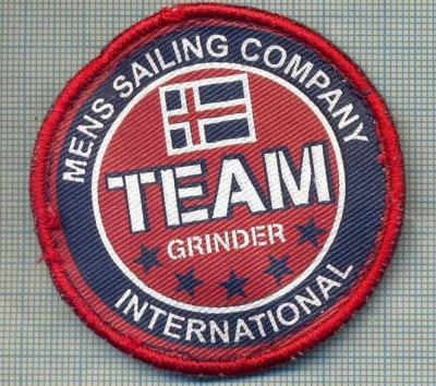 271 -EMBLEMA YACHTING -MENS SAILING COMPANY INTERNATIONAL -starea care se vede foto