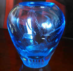 Vaza cristal veche Art Deco de culoare albastra . REDUCERE foto
