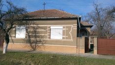 Casa de vanzare, Iratosu foto