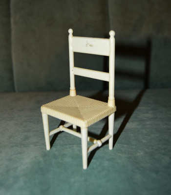 Miniatura scaun, plastic, 11cm inaltime, vintage, colectie, decor foto