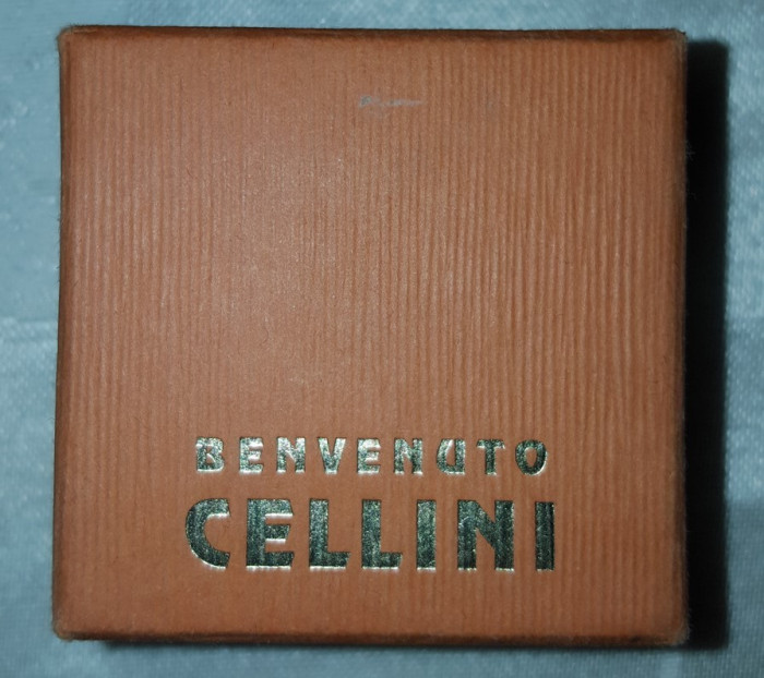 Cutie goala bijuterii de la Cellini, dimensiuni 5x5 cm, folosita