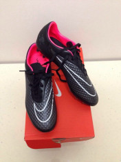 Ghete de Fotbal Nike Hipervenom foto