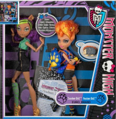 Set 2 papusi Monster High Clawdeen and Howleen Wolf foto