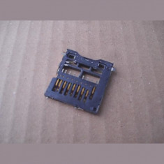 CONNECTOR FOR SD CARDS PUSH-PUSH, SMD foto