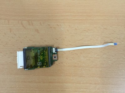 cititor card Medion Akoya E1312 A107 foto