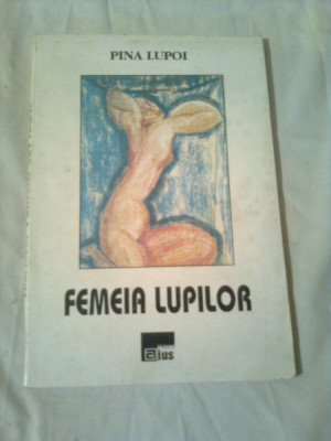 FEMEIA LUPILOR ~ PINA LUPOI foto