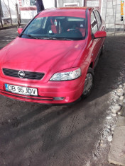 Opel Astra foto