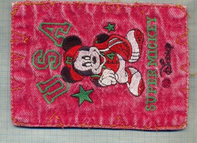 319 -EMBLEMA MARE - USA - SUPER MICKEY -DISNEY -starea care se vede foto