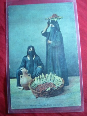 Ilustrata- Vanzatoare de Fructe in Cairo -inc.sec.XX Egipt foto