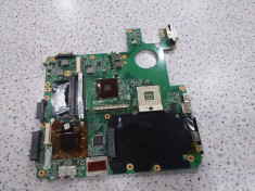 Placa de baza laptop Packard Bell Vesuvio GM defecta , nu porneste foto