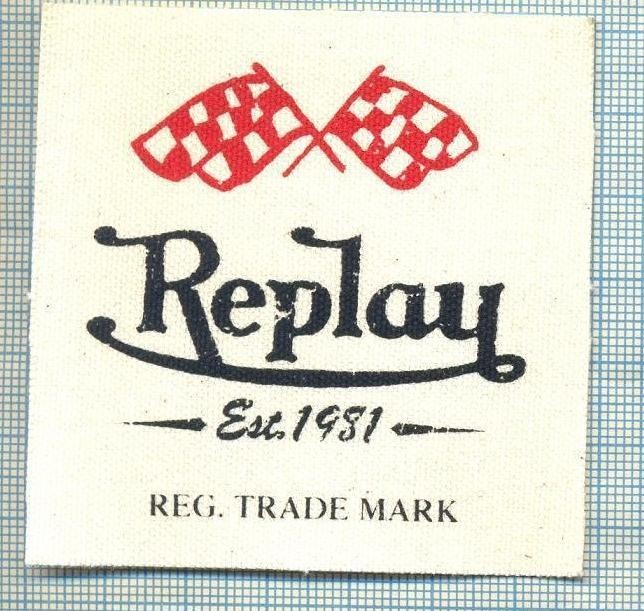 380 -EMBLEMA- REPLAY - BRAND RENUMIT DE IMBRACAMINTE -starea care se vede