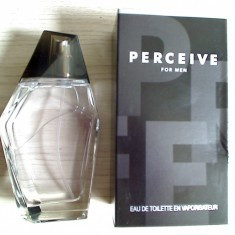 PERCEIVE for him AVON foto