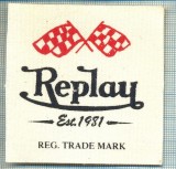 376 -EMBLEMA- REPLAY - BRAND RENUMIT DE IMBRACAMINTE -starea care se vede