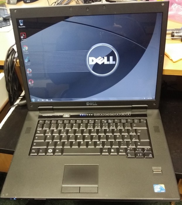 Laptop Dell Vostro 1510 15.4" Intel Core 2 Duo 1.8 GHz, HDD 160 GB, 4 GB RAM foto mare Laptop Dell Vostro 1510 15.4" Intel Core 2 Duo 1.8 GHz, HDD 160 GB, 4 GB RAM foto mare