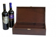 Cutie lemn natur lacuit si vopsit pentru doua sticle de vin foto